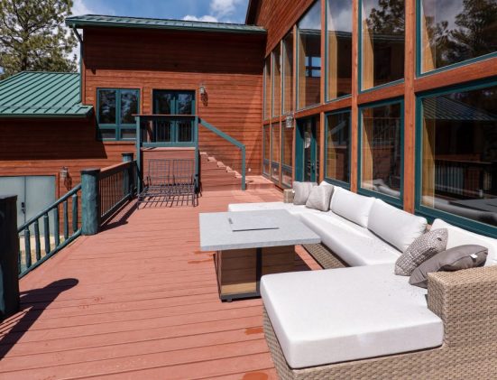WRAPAROUND PORCHES